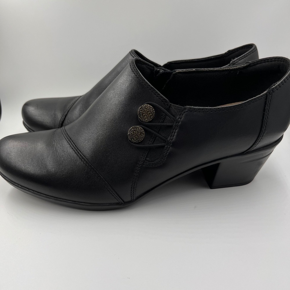 Clarks Collection Black Leather Button Side‎ Ankle Booties Women's Shoes - Picture 3 of 8
